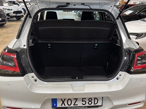 Suzuki Swift 14 of 19