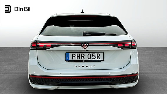 Volkswagen Passat 5 of 5