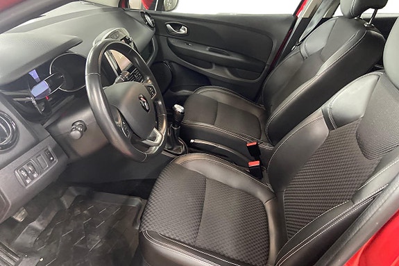 Renault Clio 13 of 21