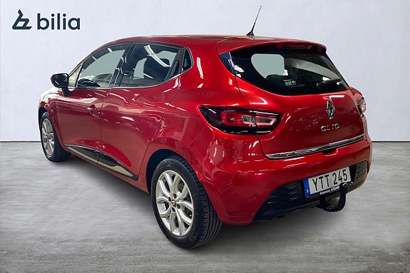 Renault Clio 2 of 5