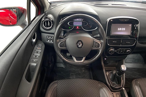 Renault Clio 10 of 21