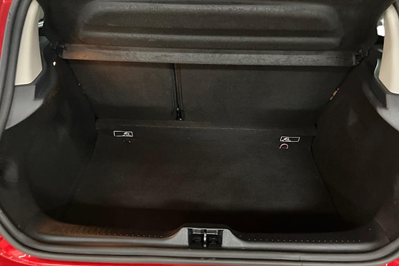 Renault Clio 11 of 21