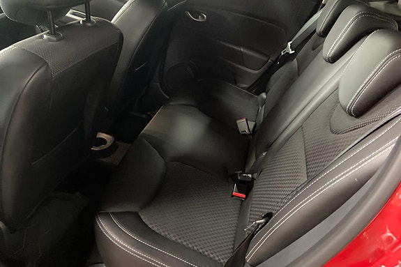 Renault Clio 12 of 21