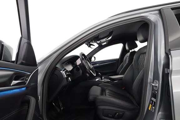 BMW 530e 10 of 25