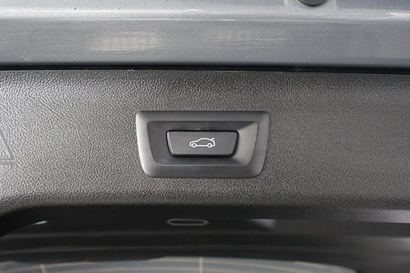 BMW 530e 18 of 25