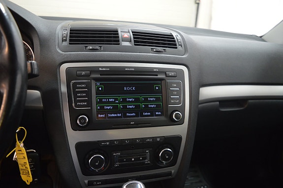 Skoda Octavia 9 of 15