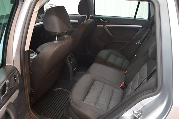 Skoda Octavia 14 of 15