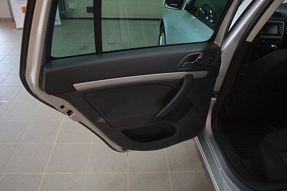 Skoda Octavia 13 of 15