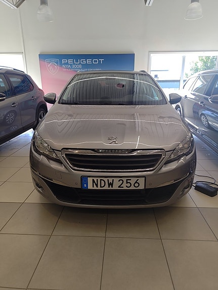Peugeot 308 SW 5 of 5