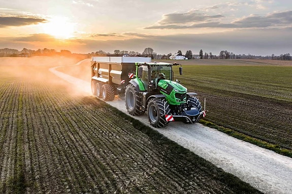 NYA Deutz-Fahr 8340 2 of 5