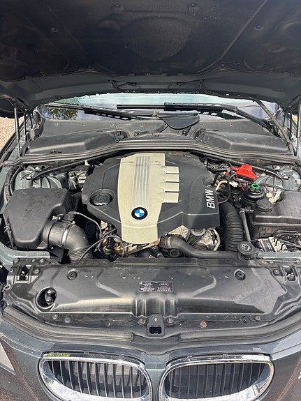 BMW 520d 4 of 4