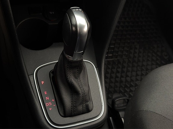 Volkswagen Polo 18 of 26