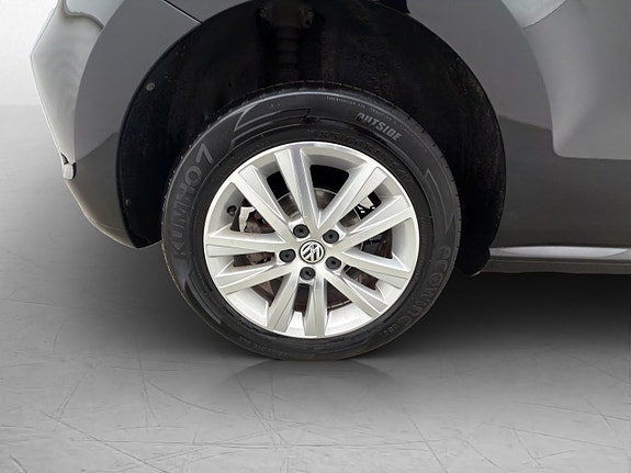 Volkswagen Polo 25 of 26
