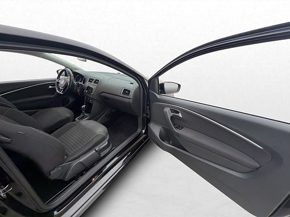 Volkswagen Polo 19 of 26
