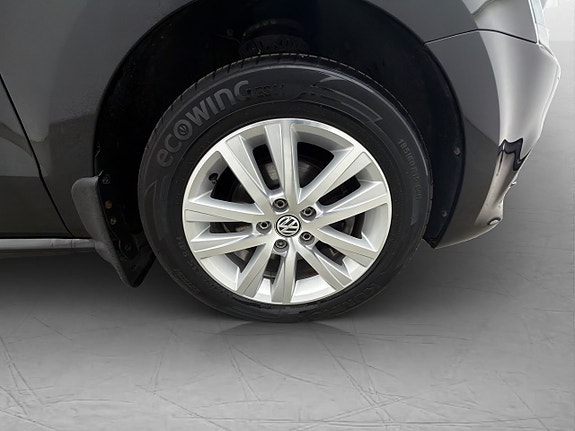 Volkswagen Polo 26 of 26