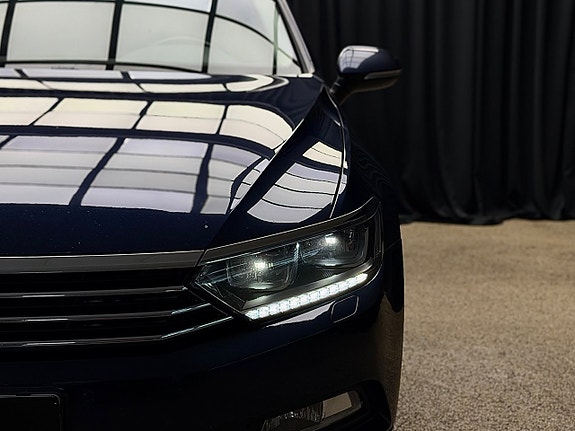 Volkswagen Passat 4 of 5