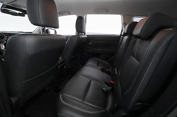Mitsubishi Outlander 18 of 30