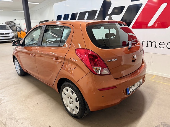 Hyundai i20 3 of 5