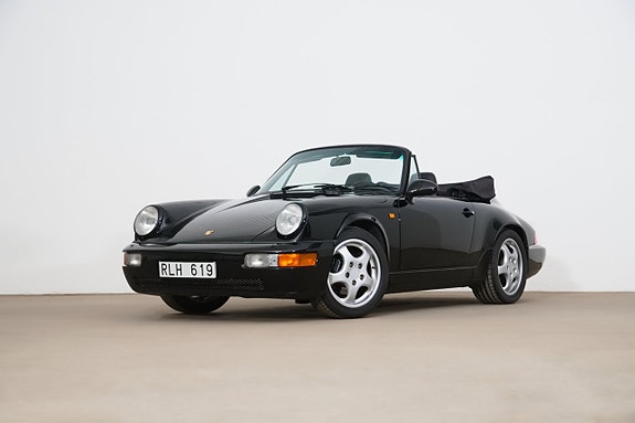 Porsche 911 2 of 5
