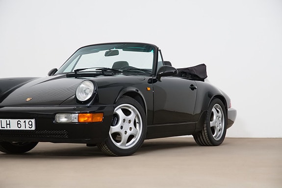 Porsche 911 3 of 5