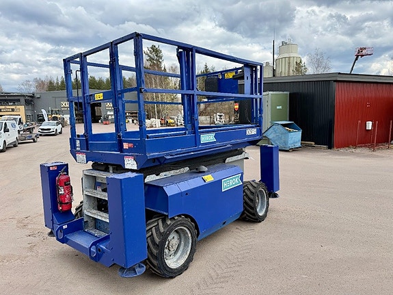 Saxlift Genie 3268-RT 2 of 5