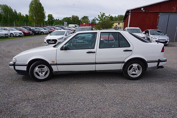 Saab 9000 4 of 5
