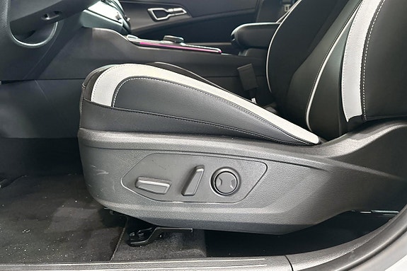 Kia Sportage 16 of 22