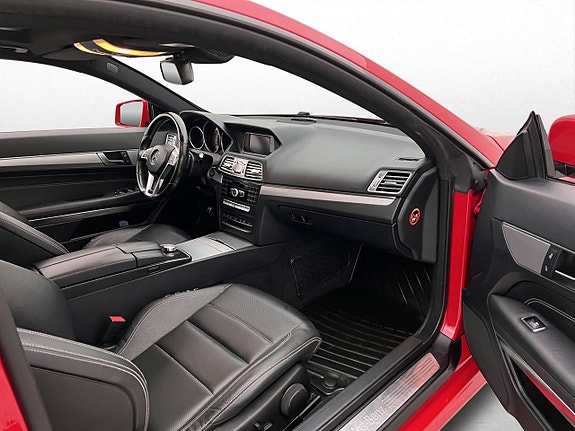 Mercedes-Benz E220 19 of 27