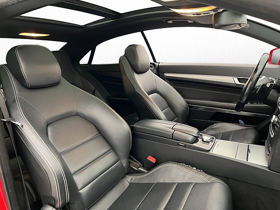 Mercedes-Benz E220 18 of 27