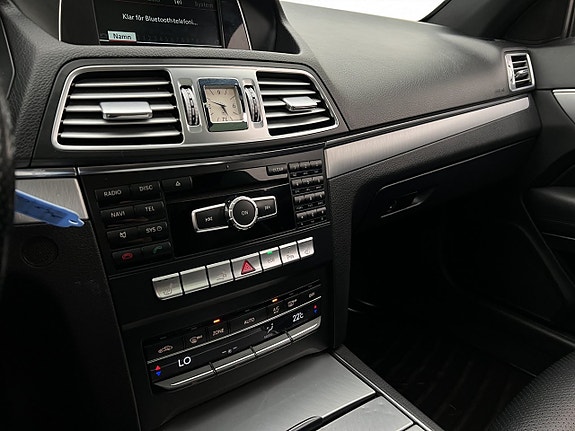 Mercedes-Benz E220 17 of 27