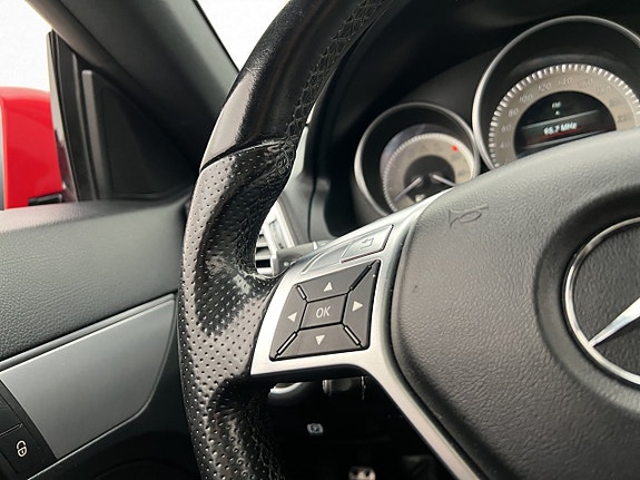 Mercedes-Benz E220 13 of 27