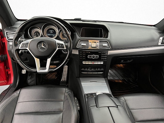 Mercedes-Benz E220 11 of 27