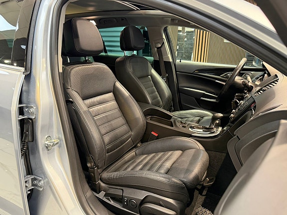 Opel Insignia 19 of 25