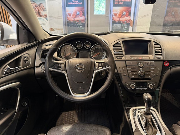 Opel Insignia 11 of 25