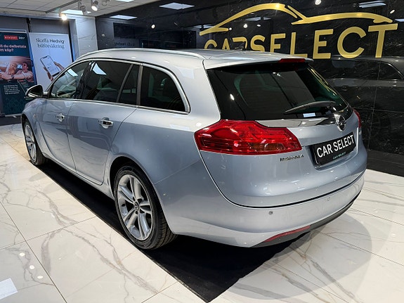 Opel Insignia 3 of 5