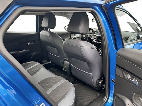 Peugeot 2008 14 of 17