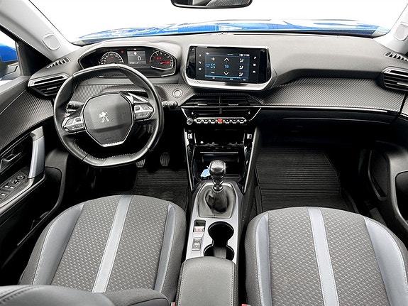 Peugeot 2008 6 of 17