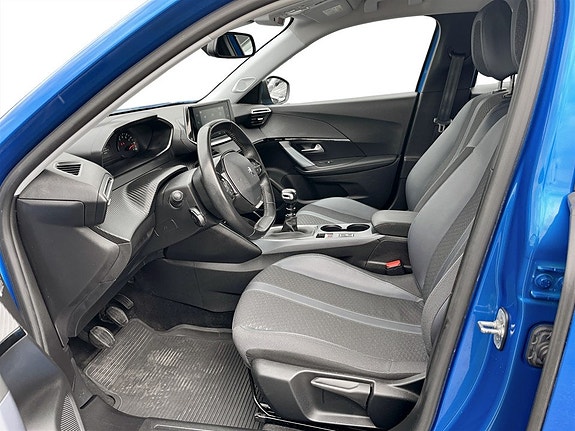 Peugeot 2008 4 of 5