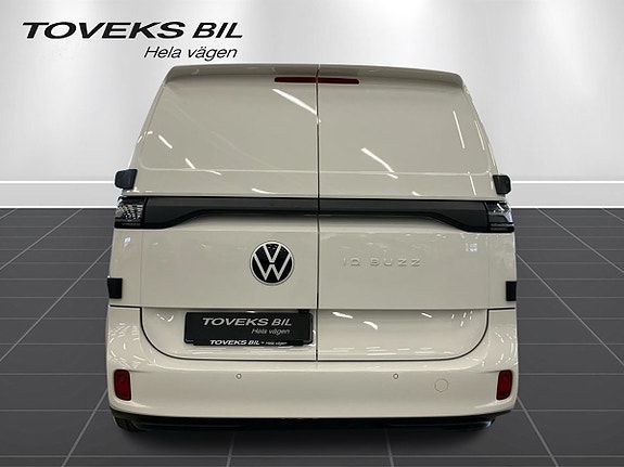 Volkswagen ID. Buzz 4 of 5