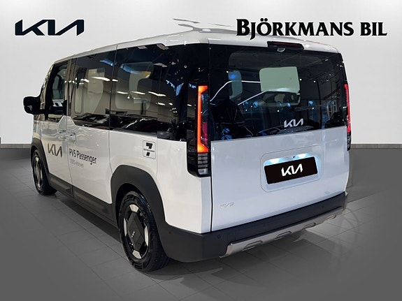 Kia PV5 6 of 15