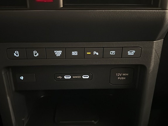 Kia PV5 12 of 15