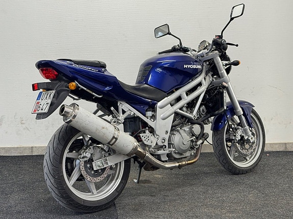 Hyosung Comet GT 650 # 426 mil 6 of 10