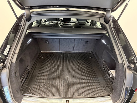 Audi A4 25 of 28