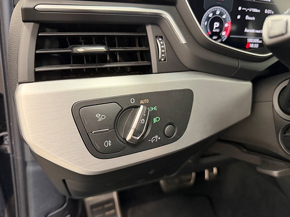Audi A4 15 of 28