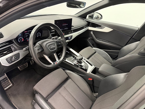 Audi A4 9 of 28