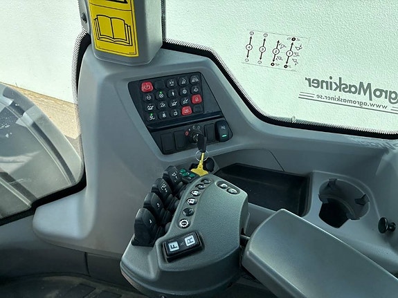 New Holland W 170 D TC 13 of 20