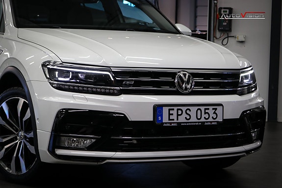 Volkswagen Tiguan 4 of 5