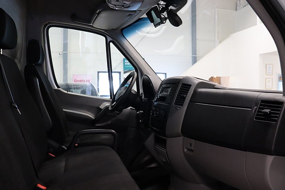 Mercedes-Benz Sprinter 211 9 of 18