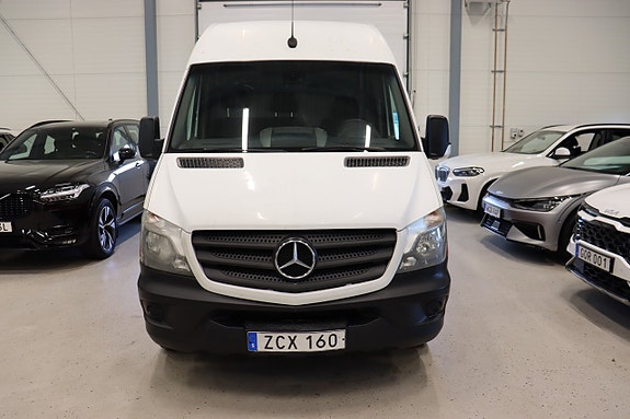 Mercedes-Benz Sprinter 211 3 of 18