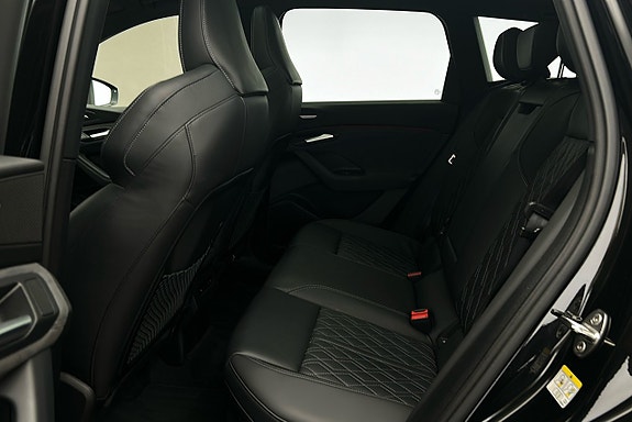 Audi Q6 e-tron 13 of 30